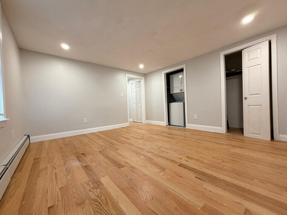 44 Franklin St in Medford, MA - Building Photo