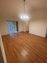 875 Riverside Dr in Coral Springs, FL - Building Photo - Building Photo