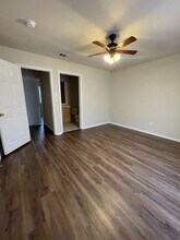 319 Kathy Ln in Granbury, TX - Building Photo - Building Photo