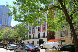 4-8 E 94th St in New York, NY - Building Photo - Building Photo