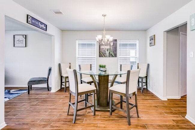 property at 7223 Foxwood Mist Trl