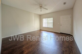 1459 Lawrence Pl in Jacksonville, FL - Building Photo - Building Photo