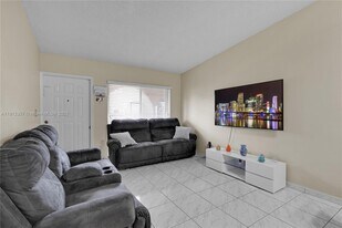 18256 Mediterranean Blvd in Hialeah, FL - Building Photo
