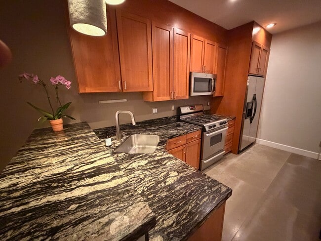 18 Norfolk St in San Francisco, CA - Building Photo - Building Photo