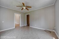 1214 N 44th St photo'