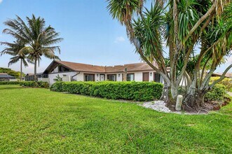 9903 Boca Gardens Trl in Boca Raton, FL - Foto de edificio - Building Photo