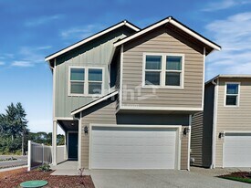 9002 50th Ave SE in Olympia, WA - Building Photo