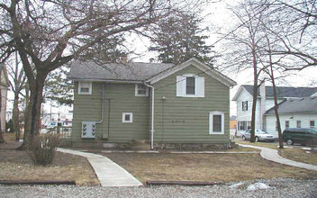 211 Walnut Blvd in Rochester, MI - Building Photo - Building Photo