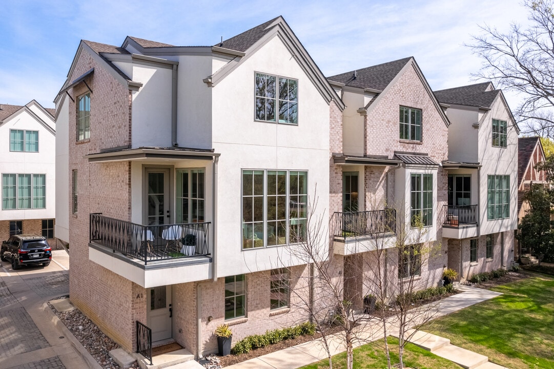 4116 University Blvd in Dallas, TX - Building Photo