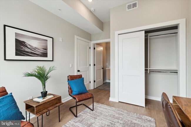 308 W Chelten Ave in Philadelphia, PA - Building Photo - Building Photo