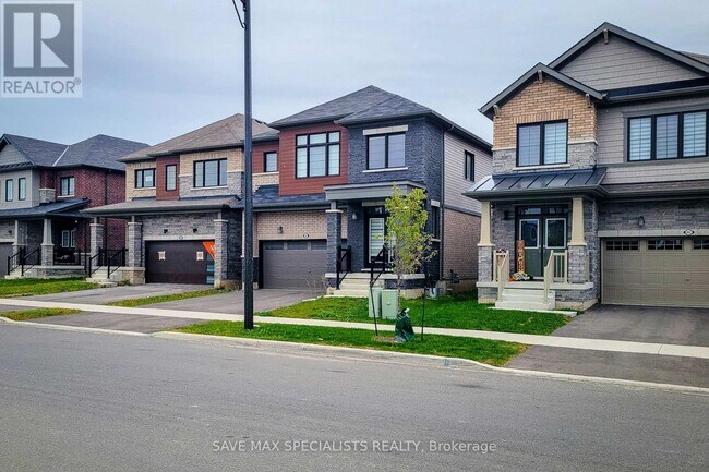 440 Barker Pkwy in Thorold, ON - Building Photo - Building Photo