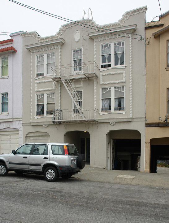 1329 16th Ave in San Francisco, CA - Foto de edificio
