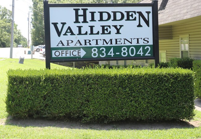 Hidden Valley Apartments in Sherwood, AR - Building Photo - Building Photo