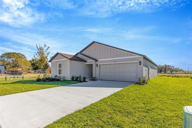 2167 Lone Oak Ln in Lakeland, FL - Building Photo - Building Photo