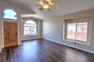 254 E Thomas Jefferson Way in Sahuarita, AZ - Building Photo - Building Photo