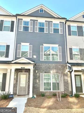 property at 8 Iron Dr