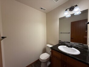 612 S Chronicle Rd in Spokane Valley, WA - Building Photo - Building Photo