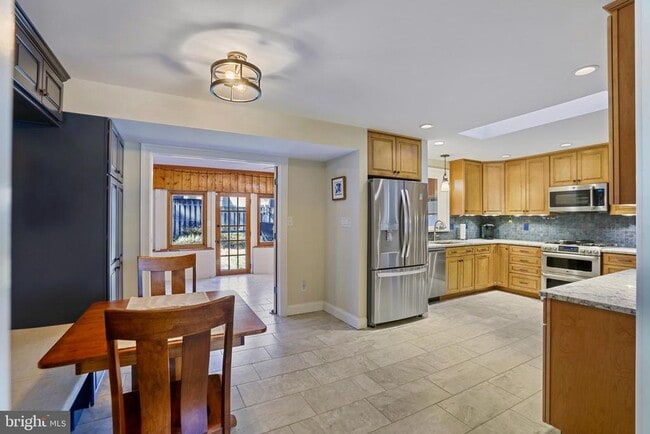 4402 Medford Dr in Annandale, VA - Building Photo - Building Photo