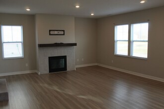 9575 Crossfield Rd in Avon, IN - Building Photo - Building Photo