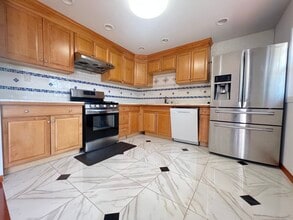 2507 Sheridan Dr in Champaign, IL - Building Photo - Building Photo