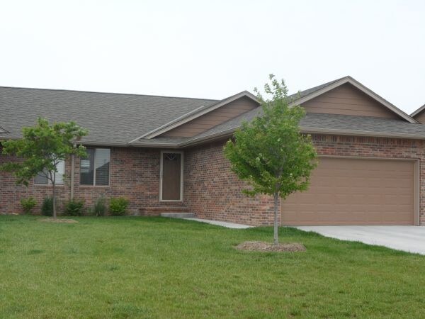 2027 Harvest Ridge Ct in Andover, KS - Building Photo - Building Photo