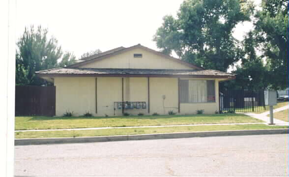 275 Vallejo Way in Upland, CA - Building Photo - Building Photo