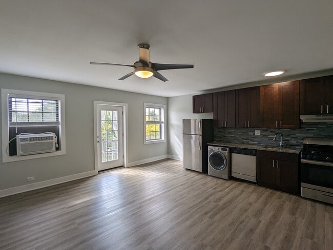 730 Judson Ave, Unit 04 in Highland Park, IL - Building Photo - Building Photo