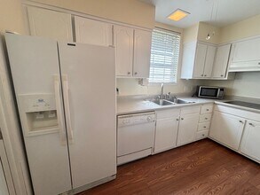 5225 Clemson Ave in Columbia, SC - Building Photo - Building Photo