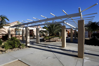 Hadley Villas in La Quinta, CA - Building Photo - Building Photo