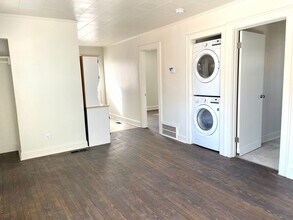 106 Morgan Dr in Morganton, NC - Building Photo - Building Photo