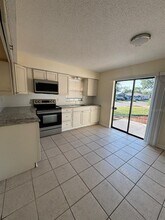 6100 Monroe St in New Port Richey, FL - Building Photo - Building Photo