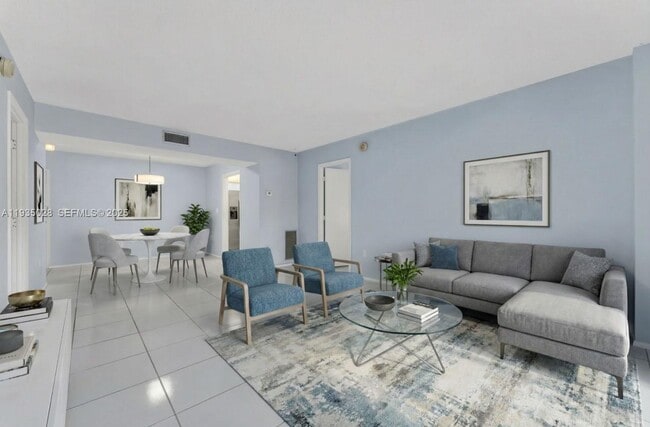 property at 4172 Inverrary Dr