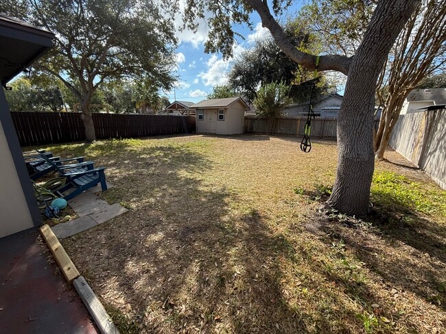 7137 Cano Ln in Corpus Christi, TX - Building Photo - Building Photo