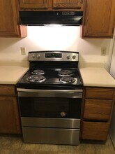 215 McDaniel Ave in Richmond, KY - Foto de edificio - Building Photo