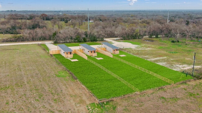 23900 Old Hwy 6 in Navasota, TX - Building Photo - Building Photo