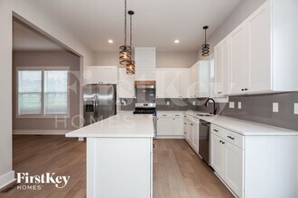 11327 Tema Cir in Charlotte, NC - Building Photo - Building Photo