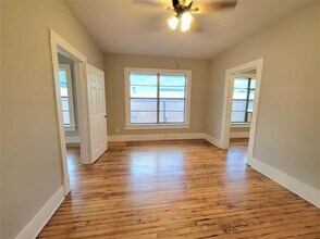 2111 Freeman St in Houston, TX - Building Photo - Building Photo