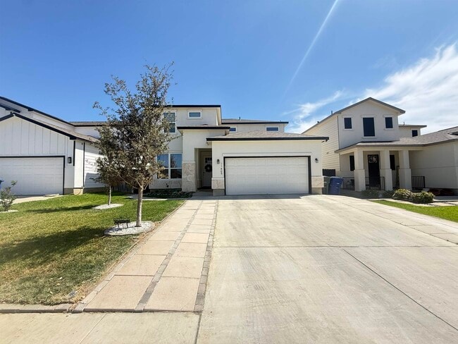 11405 Quintana Drive in Laredo, TX - Building Photo - Building Photo