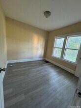 3611 E 117th St-Unit -2R in Cleveland, OH - Building Photo - Building Photo