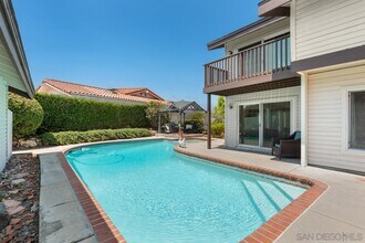 3018 Xana Way in Carlsbad, CA - Building Photo - Building Photo