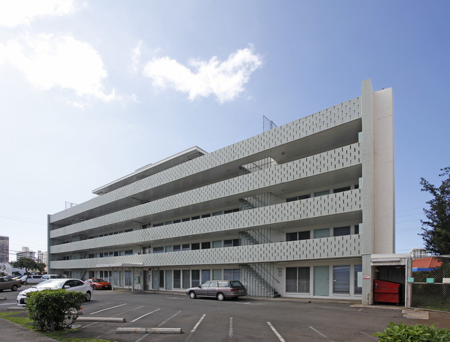 Varsity House in Honolulu, HI - Foto de edificio - Building Photo