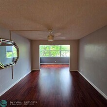 6600 Cypress Rd in Plantation, FL - Building Photo - Building Photo
