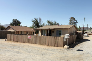 5020 W Ramsey St in Banning, CA - Building Photo