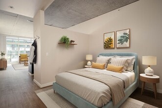 The Louisa Apartments in Portland, OR - Foto de edificio - Building Photo