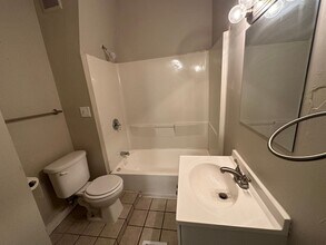 2517 Warsaw Ave in Cincinnati, OH - Building Photo - Building Photo