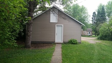 1624 Oak St in Brainerd, MN - Building Photo - Building Photo