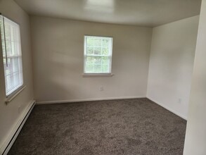 103 Wildhurst Ave NE in Roanoke, VA - Foto de edificio - Building Photo