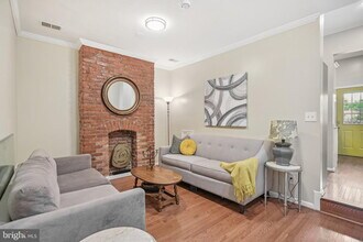 321 Elm St NW in Washington, DC - Building Photo - Building Photo