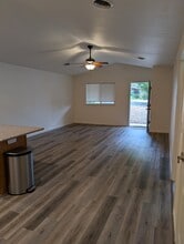 3240 10th St in Clearlake, CA - Building Photo - Building Photo