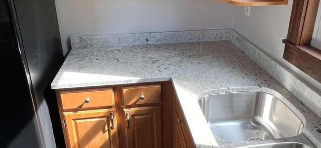 property at 308 N 10th Ave